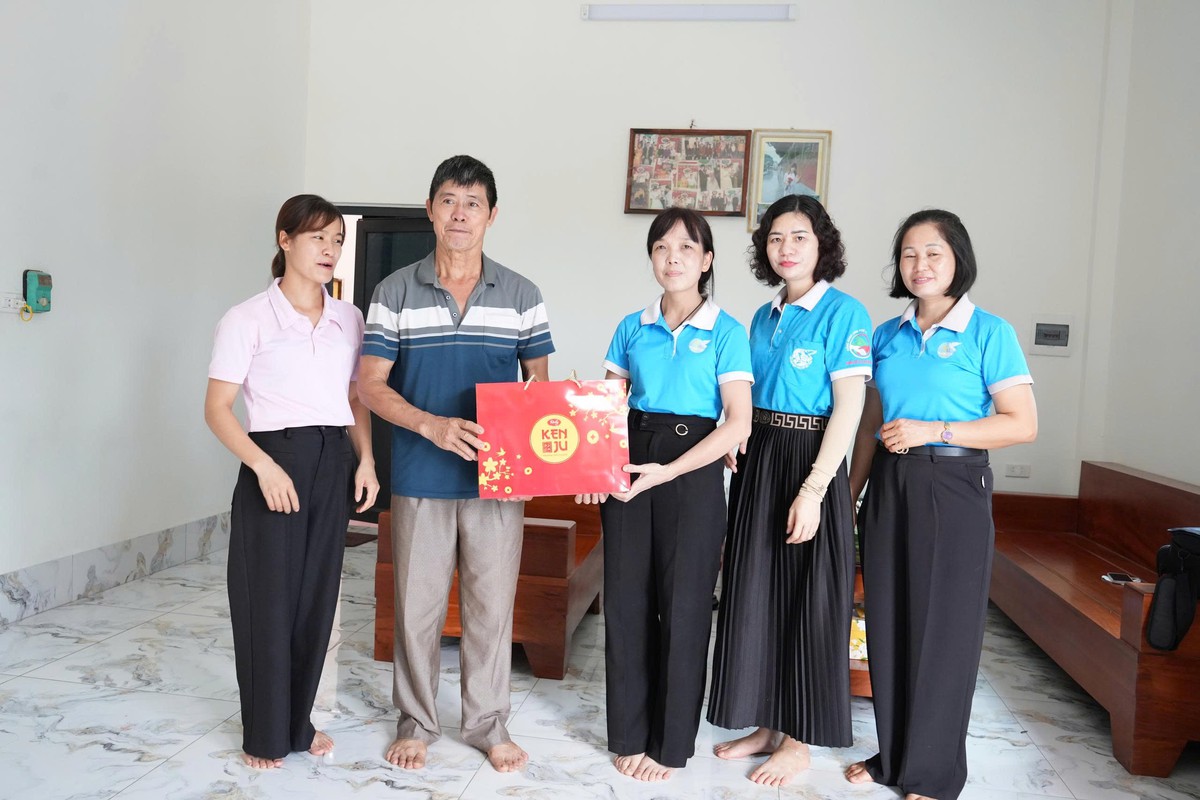 Hội LHPN xã Hợp Thịnh tổ chức chuỗi hoạt động hướng tới kỷ niệm 79 năm Ngày Thương binh – Liệt sĩ 27/7 - Ảnh 2.