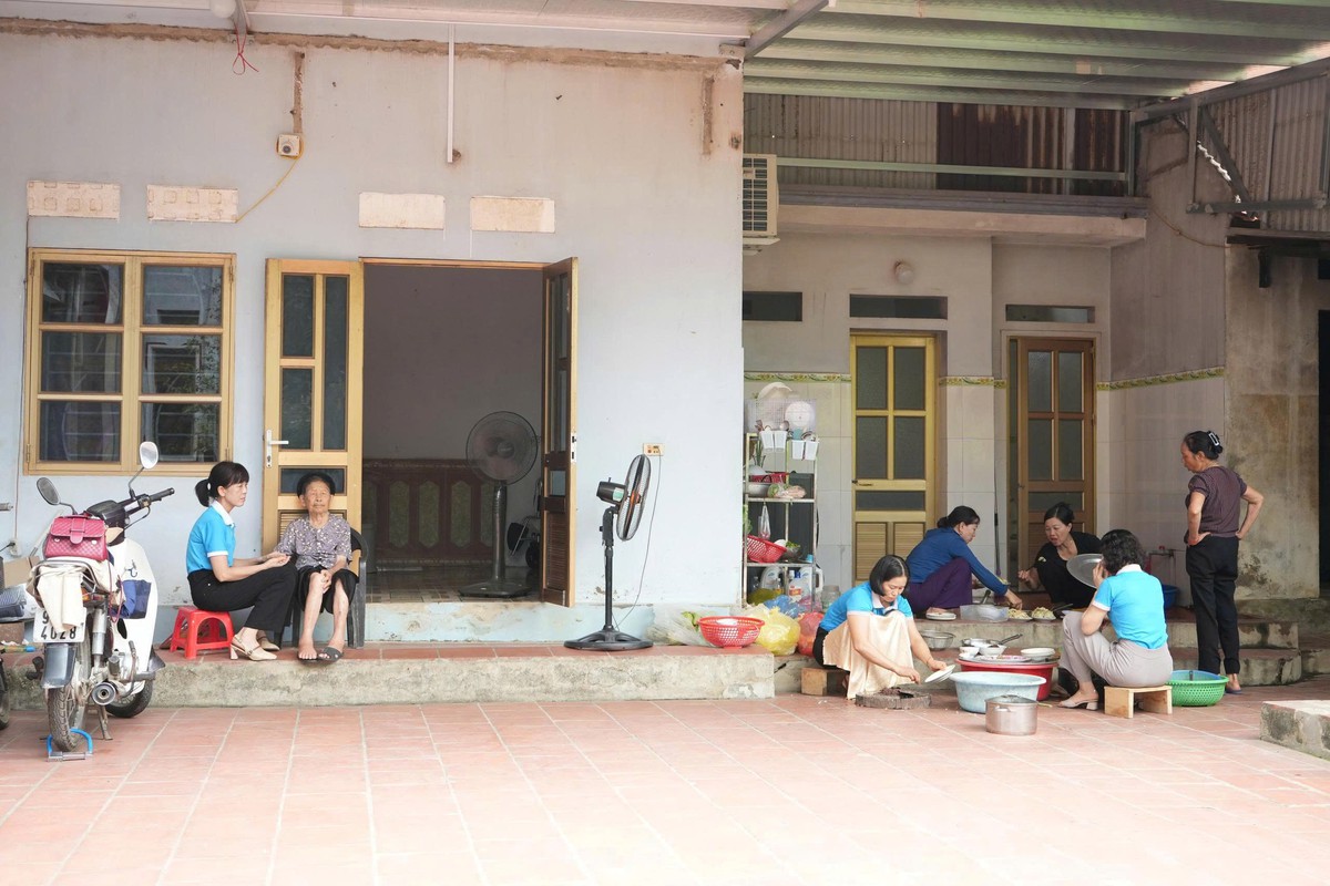 Hội LHPN xã Hợp Thịnh tổ chức chuỗi hoạt động hướng tới kỷ niệm 79 năm Ngày Thương binh – Liệt sĩ 27/7 - Ảnh 1.