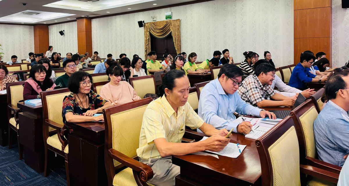 Xây dựng hệ giá trị con người TPHCM từ nền tảng thuần phong mỹ tục - Ảnh 3.
