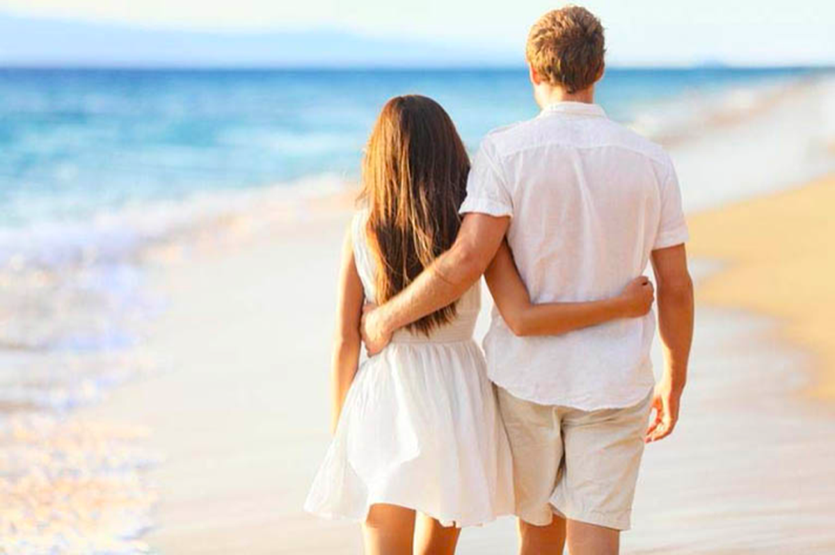 Khi chồng/vợ bị áp lực công việc đeo bám - Ảnh 2.