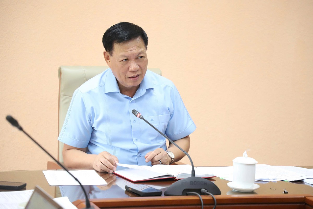 Sửa đổi Luật An toàn thực phẩm: Đẩy mạnh phân cấp, ứng dụng công nghệ số trong quản lý - Ảnh 1.