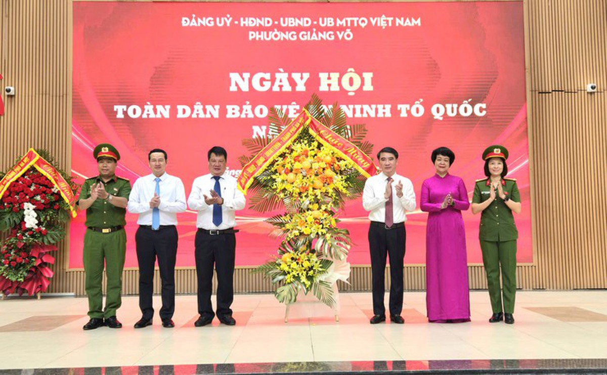 Phong trào “Toàn dân bảo vệ an ninh Tổ quốc”: Nền tảng giữ bình yên từ cơ sở, xây dựng đô thị đáng sống - Ảnh 1.