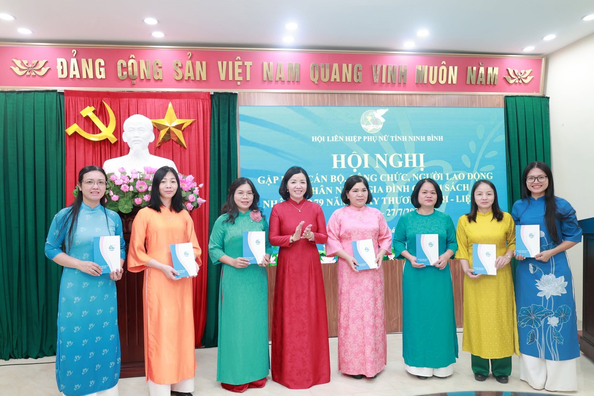 Hội LHPN tỉnh Ninh Bình đẩy mạnh công tác tuyên truyền, vận động thực hiện “Chiến dịch 500 ngày đêm” - Ảnh 1.