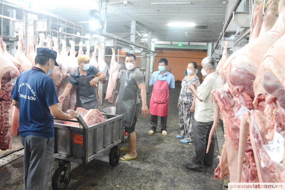 Bữa ăn an toàn: Đừng để vừa ăn vừa lo - Bài 2: Thận trọng về bữa ăn ngoài bếp gia đình - Ảnh 2.