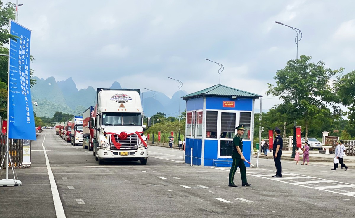 Tỉnh Cao Bằng phấn đấu cho mục tiêu tăng trưởng hai con số - Ảnh 2.