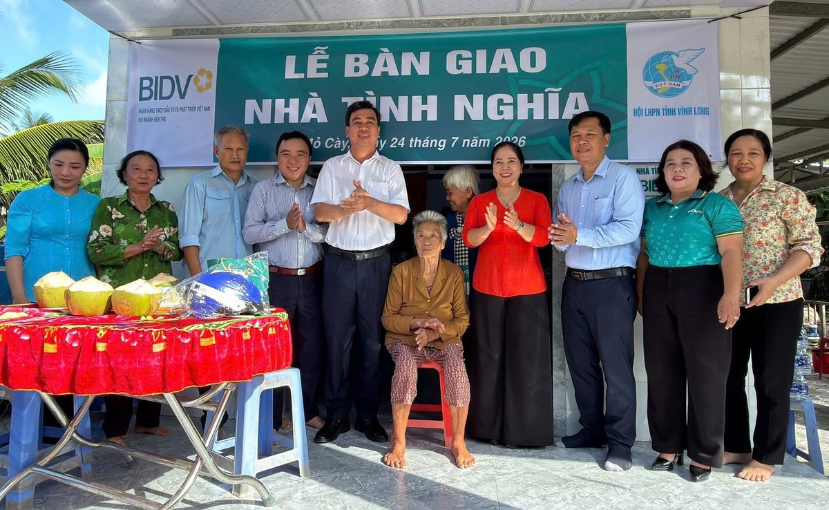 Tri ân người phụ nữ từng mưu trí bảo vệ Nữ tướng Nguyễn Thị Định - Ảnh 2.