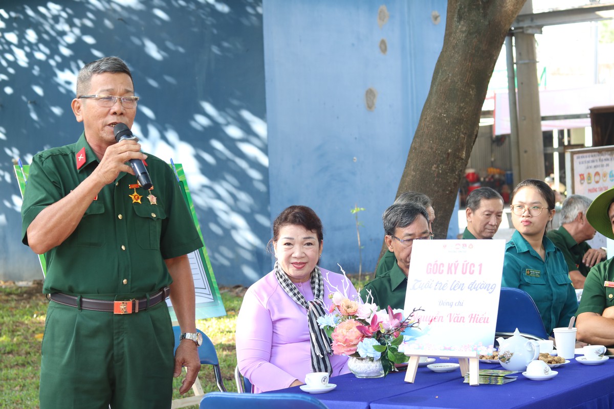 TPHCM: Xúc động chương trình giao lưu “Ký ức trao truyền” nhân ngày 27/7 - Ảnh 2.