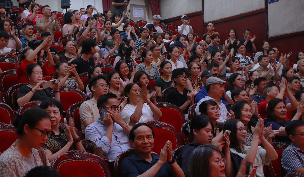 “Nét duyên Chèo Hà thành” mở màn chuỗi nghệ thuật chất lượng cao của Hà Nội - Ảnh 2.