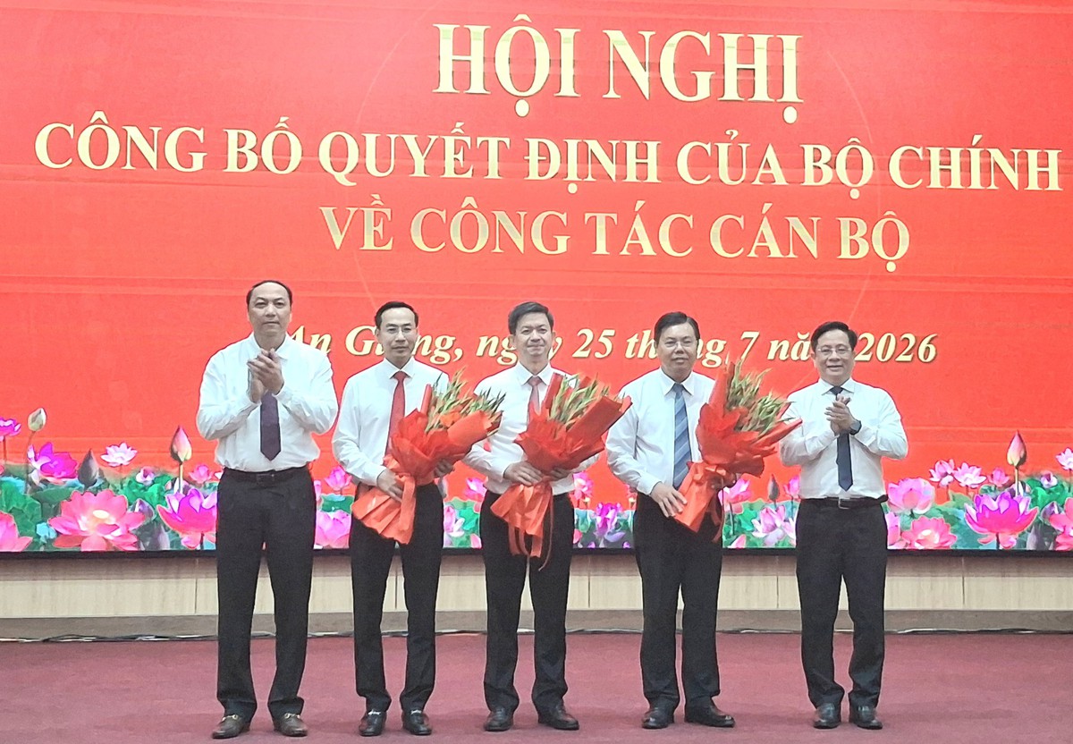 Ông Lê Quang Tùng giữ chức Bí thư Tỉnh ủy An Giang- Ảnh 3.