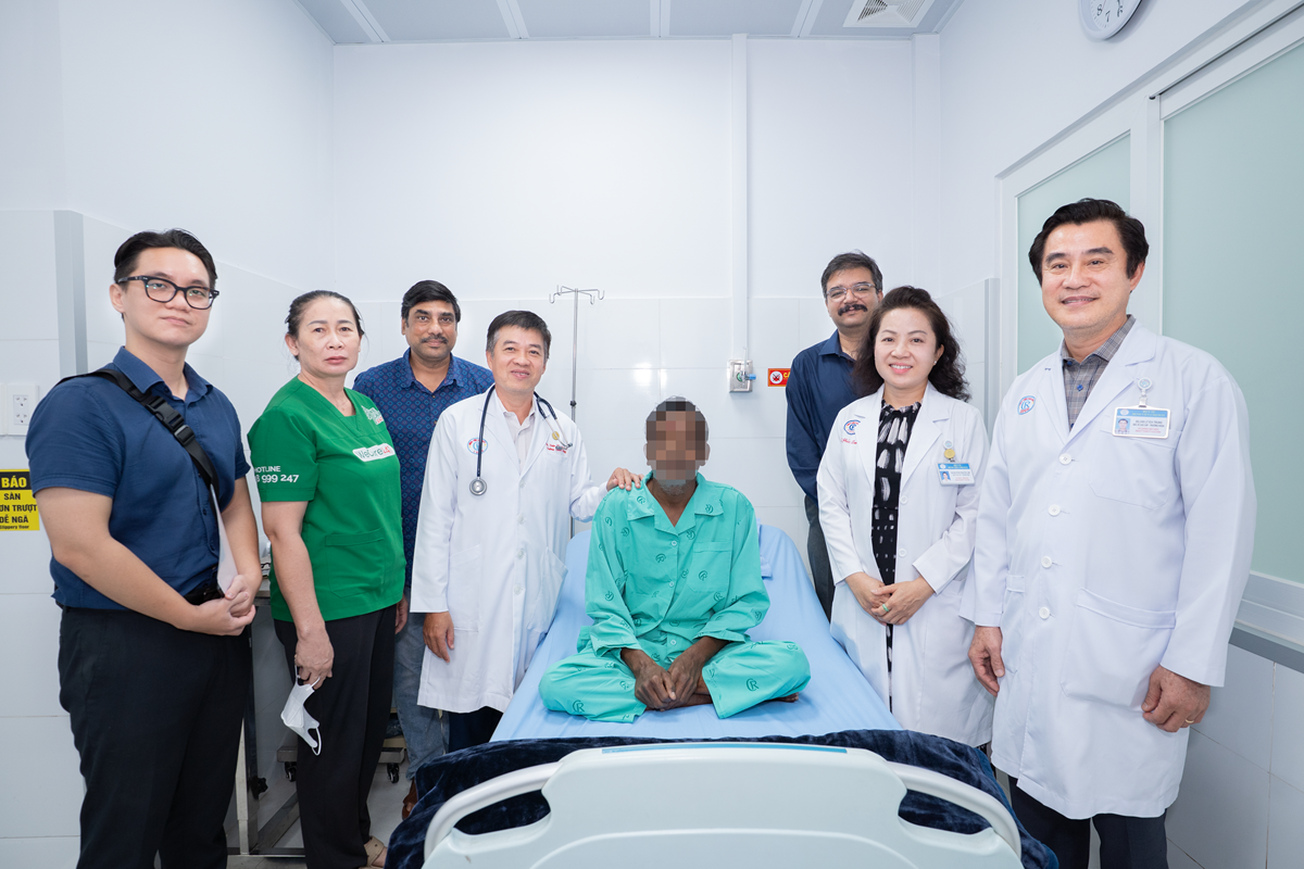 Sức khỏe bệnh nhân nặng nhất trong vụ lật ca nô ở Phú Quốc đã ổn định, xuất viện về nước - Ảnh 1.