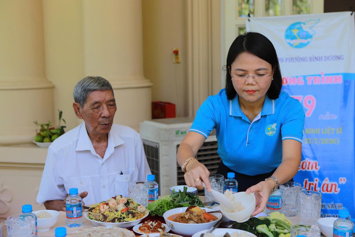Kỷ niệm 79 năm Ngày Thương binh - Liệt sĩ (27/7): Tri ân bằng những điều giản dị- Ảnh 5.