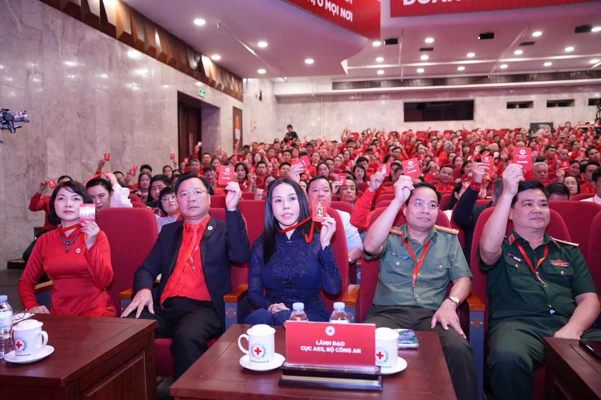 Khai mạc Đại hội đại biểu toàn quốc Hội Chữ thập đỏ Việt Nam lần thứ XII- Ảnh 2.