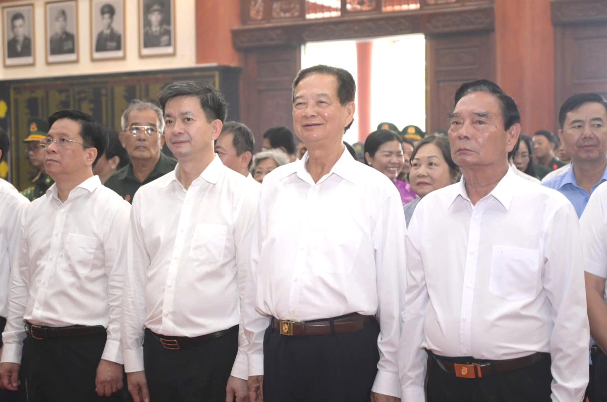 An Giang lưu danh 2.560 mẹ Việt Nam anh hùng - Ảnh 1.
