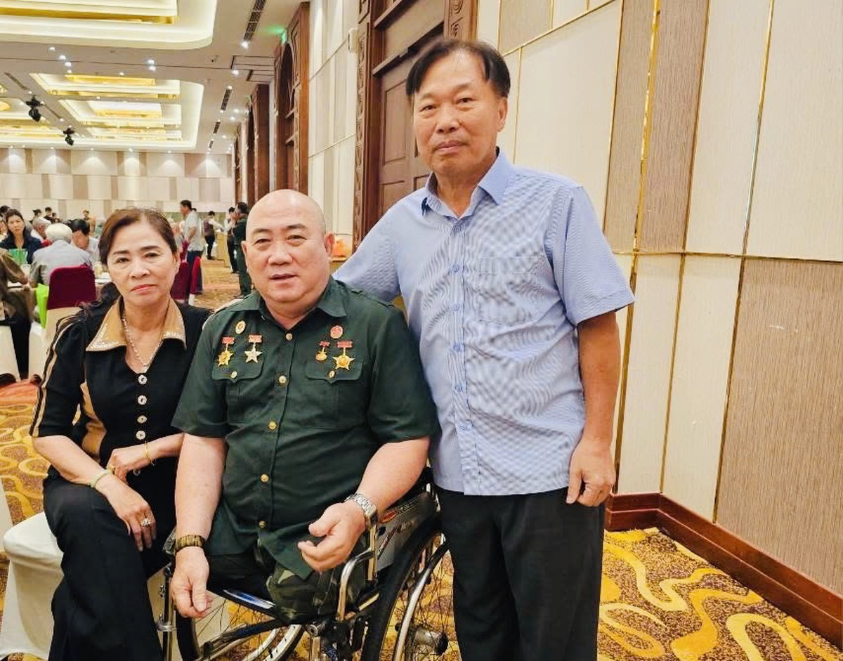 "Thắp lên Việt Nam" - Khúc hát từ những hy sinh của người lính - Ảnh 1.