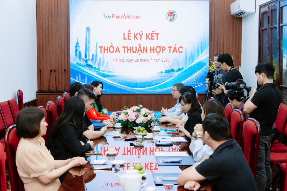 Báo Phụ nữ Việt Nam ký kết hợp tác với Viện Nghiên cứu Phát triển Doanh nhân Việt Nam ASEAN- Ảnh 1.