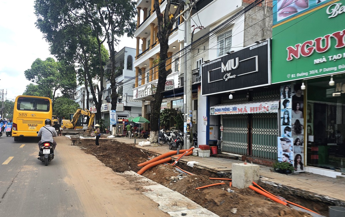 Bí thư Tỉnh ủy An Giang yêu cầu đẩy nhanh tiến độ công trình phụ vụ APEC tại Phú Quốc- Ảnh 2.