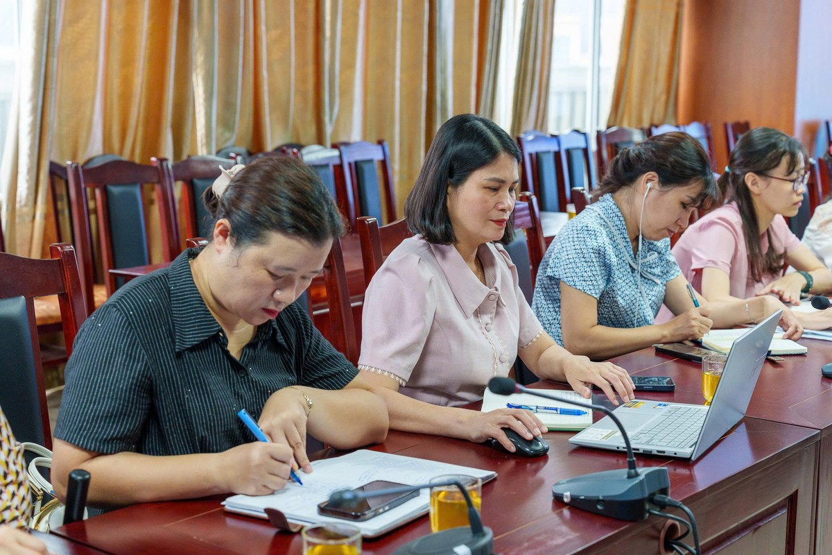 Phụ nữ Hà Nội đưa Nghị quyết Đại hội XIV vào cuộc sống bằng những hành động cụ thể- Ảnh 1.