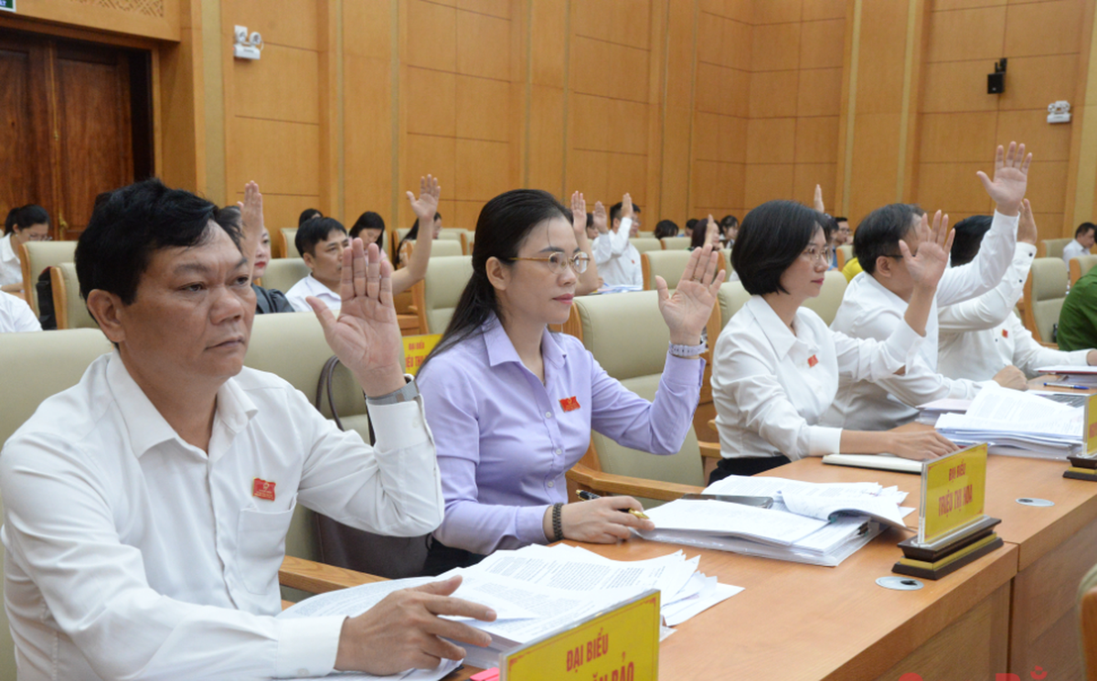 Ông Lương Tuấn Hùng giữ chức Phó Chủ tịch UBND tỉnh Cao Bằng - Ảnh 3.