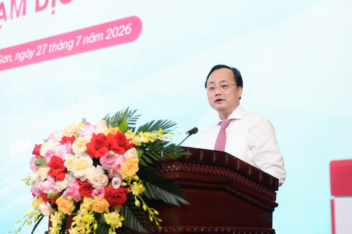 Agribank đồng hành cùng tỉnh Lạng Sơn ra mắt Trạm dịch vụ công số: Ứng dụng công nghệ trong cải cách hành chính, xây dựng thế hệ “công dân số” - Ảnh 1.