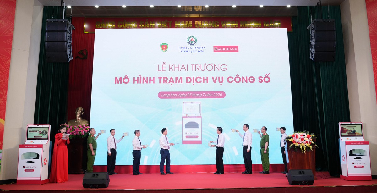 Agribank đồng hành cùng tỉnh Lạng Sơn ra mắt Trạm dịch vụ công số: Ứng dụng công nghệ trong cải cách hành chính, xây dựng thế hệ “công dân số” - Ảnh 8.