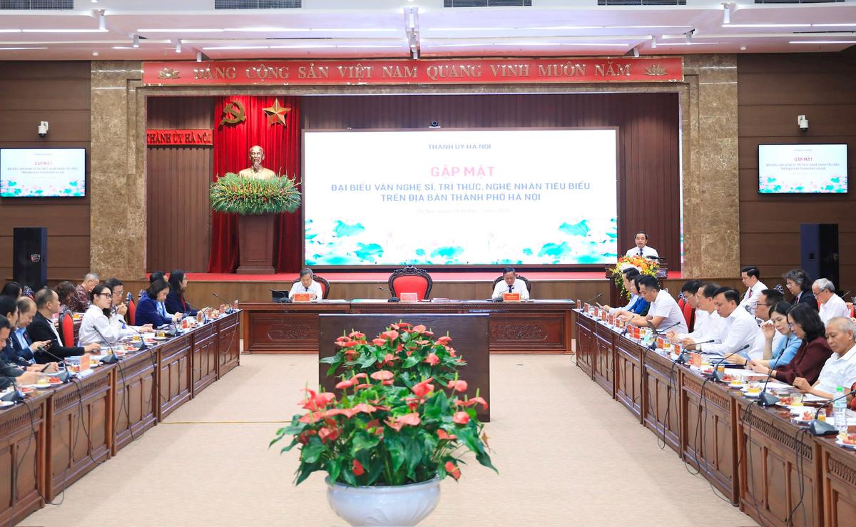 Bí thư Thành ủy Trần Đức Thắng: Hà Nội tiếp tục hoàn thiện cơ chế thu hút, trọng dụng nhân tài- Ảnh 1.