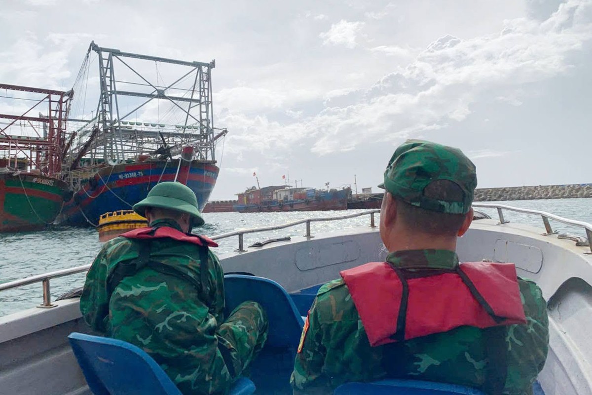 Quảng Ninh: Bộ CHQS tỉnh sẵn sàng ứng phó bão số 1 Maysak- Ảnh 2.