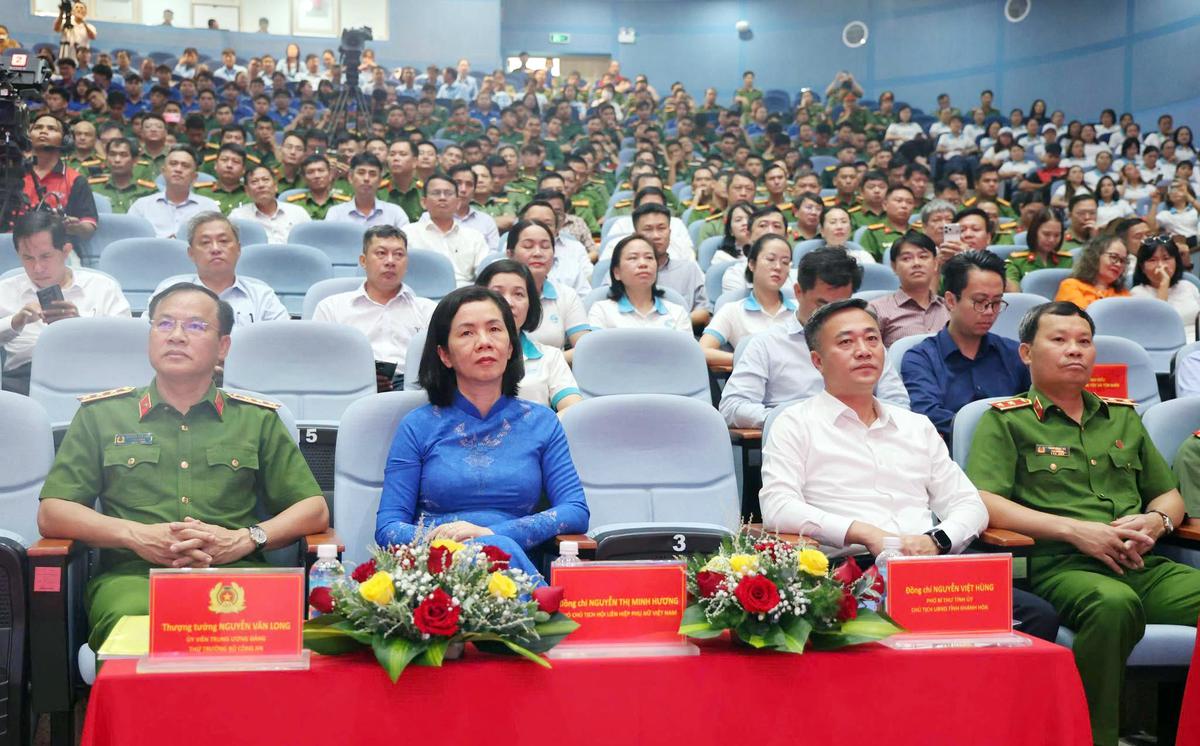 Phát động “Chung tay phòng, chống mua bán người” tại Khánh Hòa - Ảnh 2.