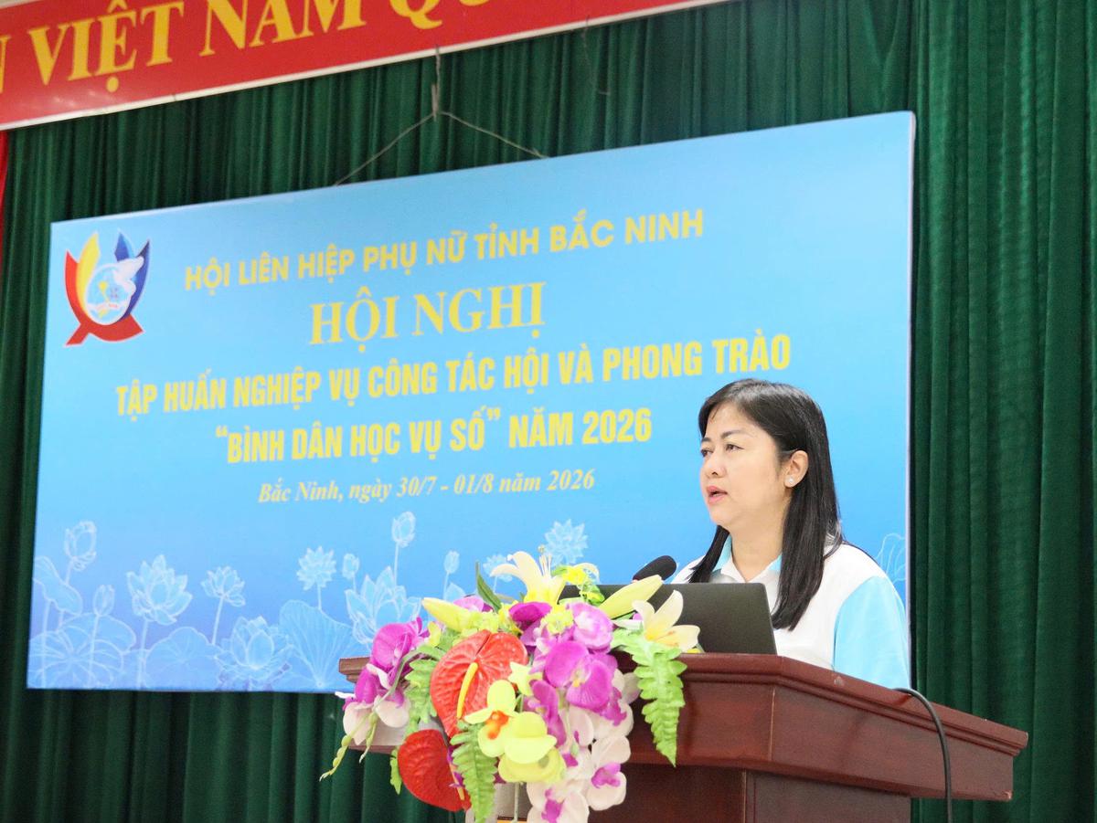 Hội LHPN tỉnh Bắc Ninh đưa "Bình dân học vụ số" đến từng hội viên- Ảnh 5.