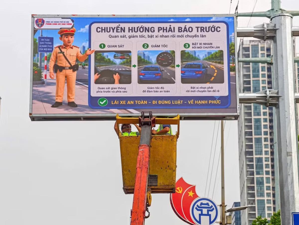 Hà Nội: Màn hình LED giao thông hỗ trợ người dân tránh ùn tắc, nâng cao ý thức - Ảnh 2.