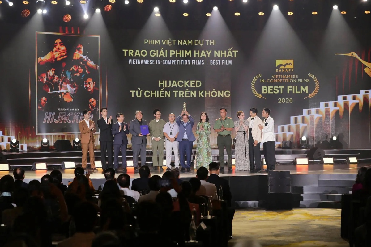 "Tử chiến trên không" thắng Phim Việt Nam xuất sắc nhất tại Liên hoan phim Châu Á - Đà Nẵng- Ảnh 2.