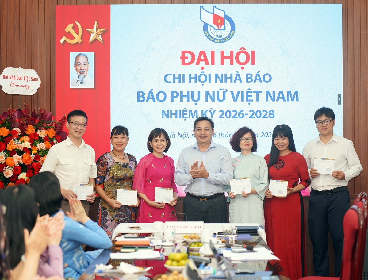Đại hội Chi hội Nhà báo Báo Phụ nữ Việt Nam: Đoàn kết, kỷ cương, đổi mới, sáng tạo và phát triển bền vững- Ảnh 21.