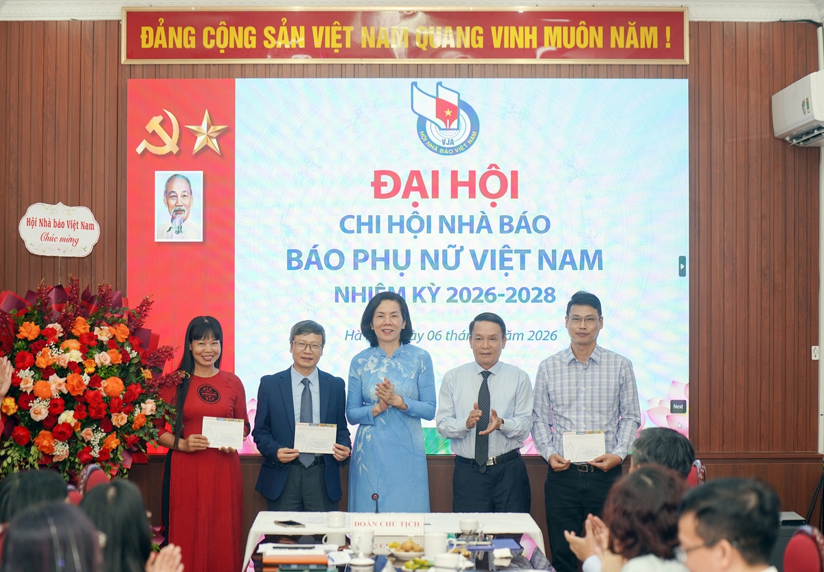 Đại hội Chi hội Nhà báo Báo Phụ nữ Việt Nam: Đoàn kết, kỷ cương, đổi mới, sáng tạo và phát triển bền vững- Ảnh 6.