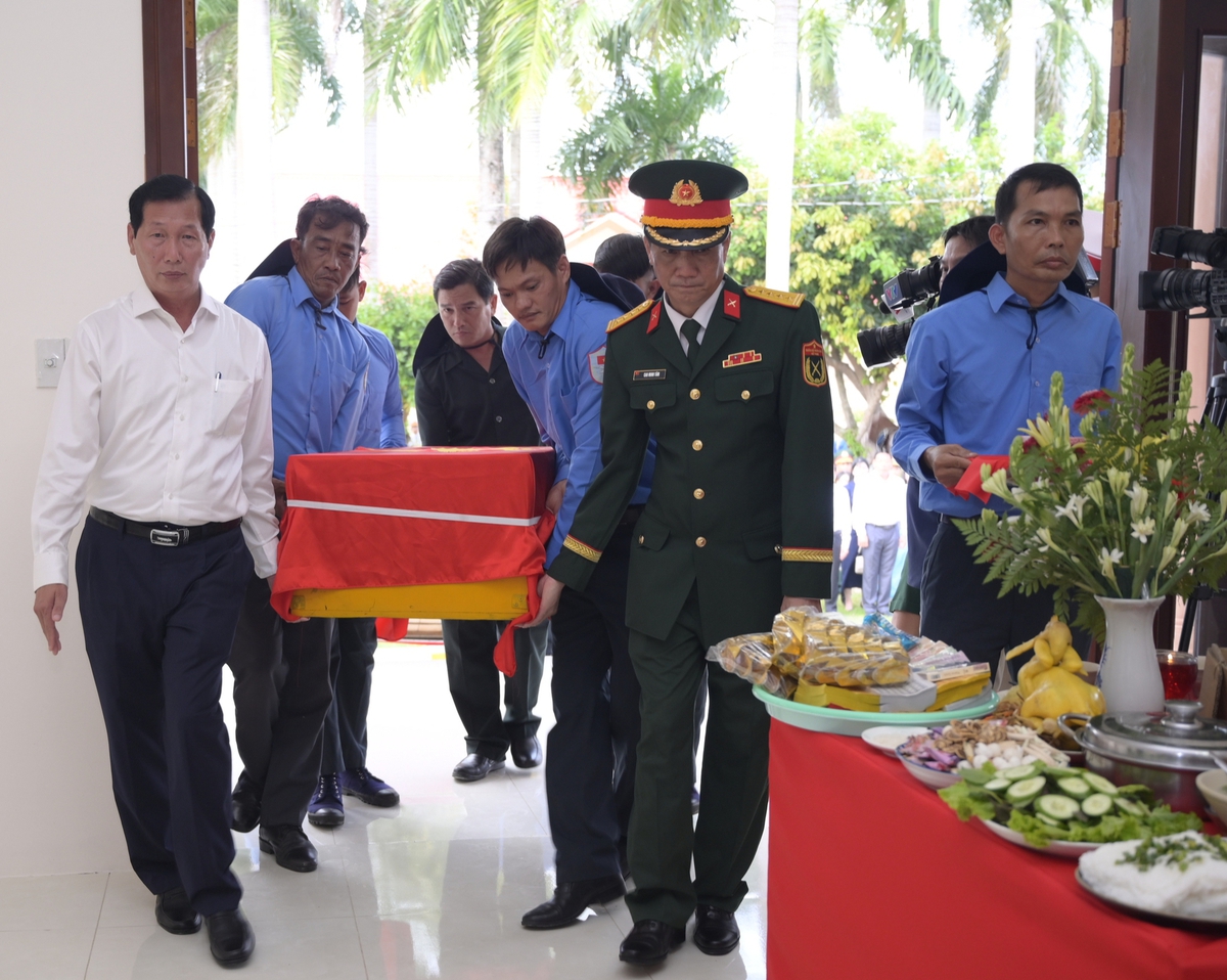 An Giang: Đội K92, K93 tìm kiếm, quy tập được 170 hài cốt liệt sĩ tại Campuchia- Ảnh 2.