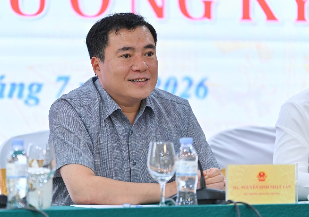 Kinh tế giữ nhịp tăng trưởng: Điện, xăng dầu ổn định, sản xuất và tiêu dùng cùng khởi sắc- Ảnh 1.