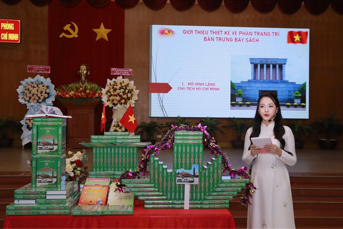 Nữ quân nhân quân hàm xanh lớn lên từ những câu chuyện kháng chiến của ông- Ảnh 1.