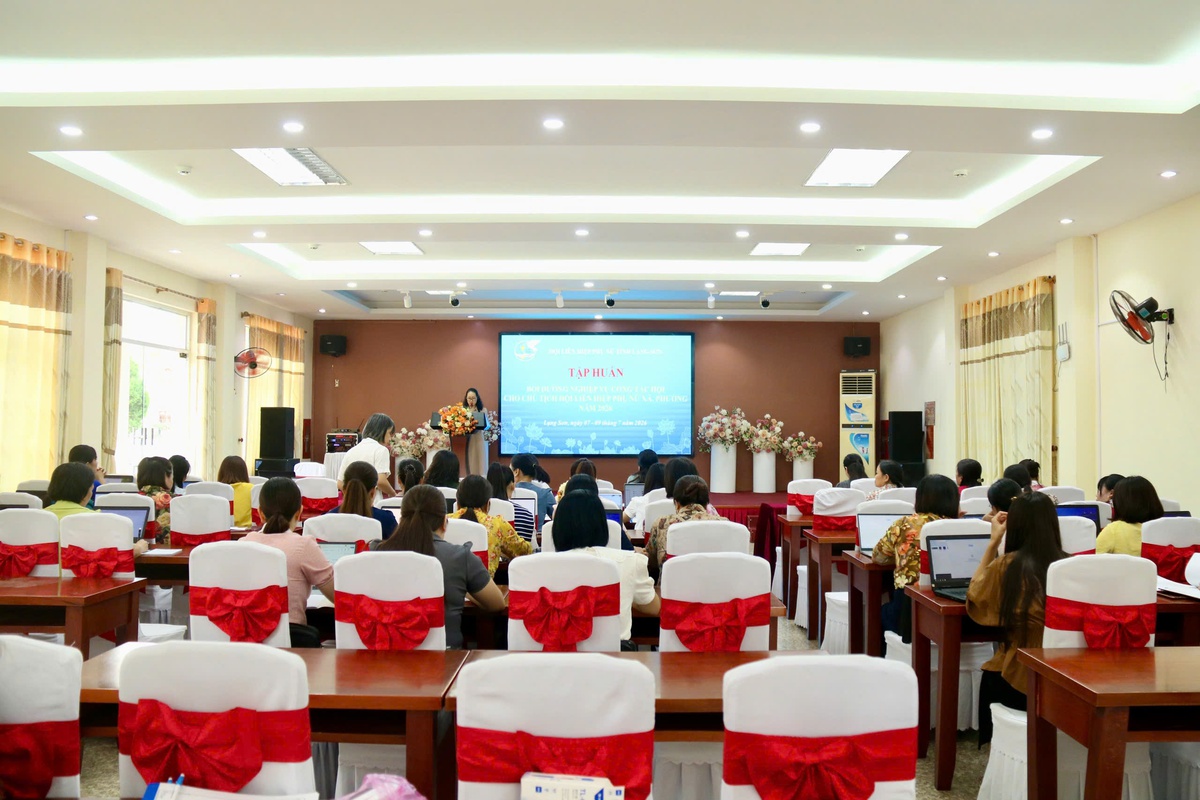 Lạng Sơn: Bồi dưỡng nghiệp vụ công tác Hội cho Chủ tịch Hội LHPN xã, phường- Ảnh 2.