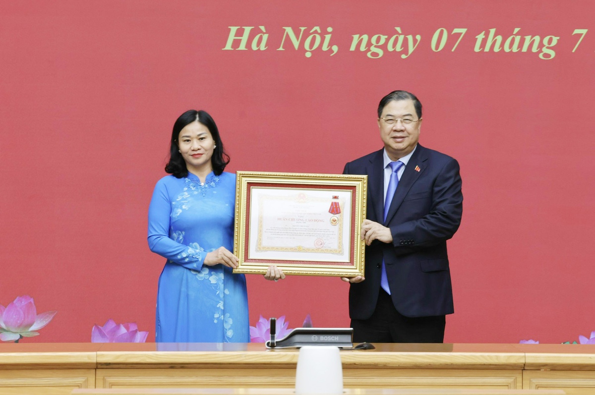 Phó Thủ tướng Thường trực Phạm Gia Túc dự công bố quyết định thành lập cơ quan Đảng ủy Chính phủ - Ảnh 3.