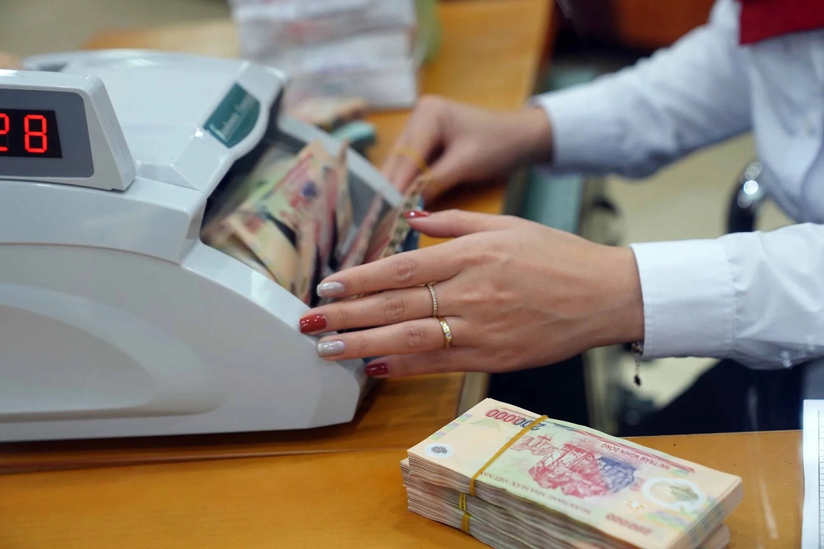 Nguồn cung căn hộ tăng kỷ lục, vì sao nhiều người dân vẫn khó mua nhà - Ảnh 2.