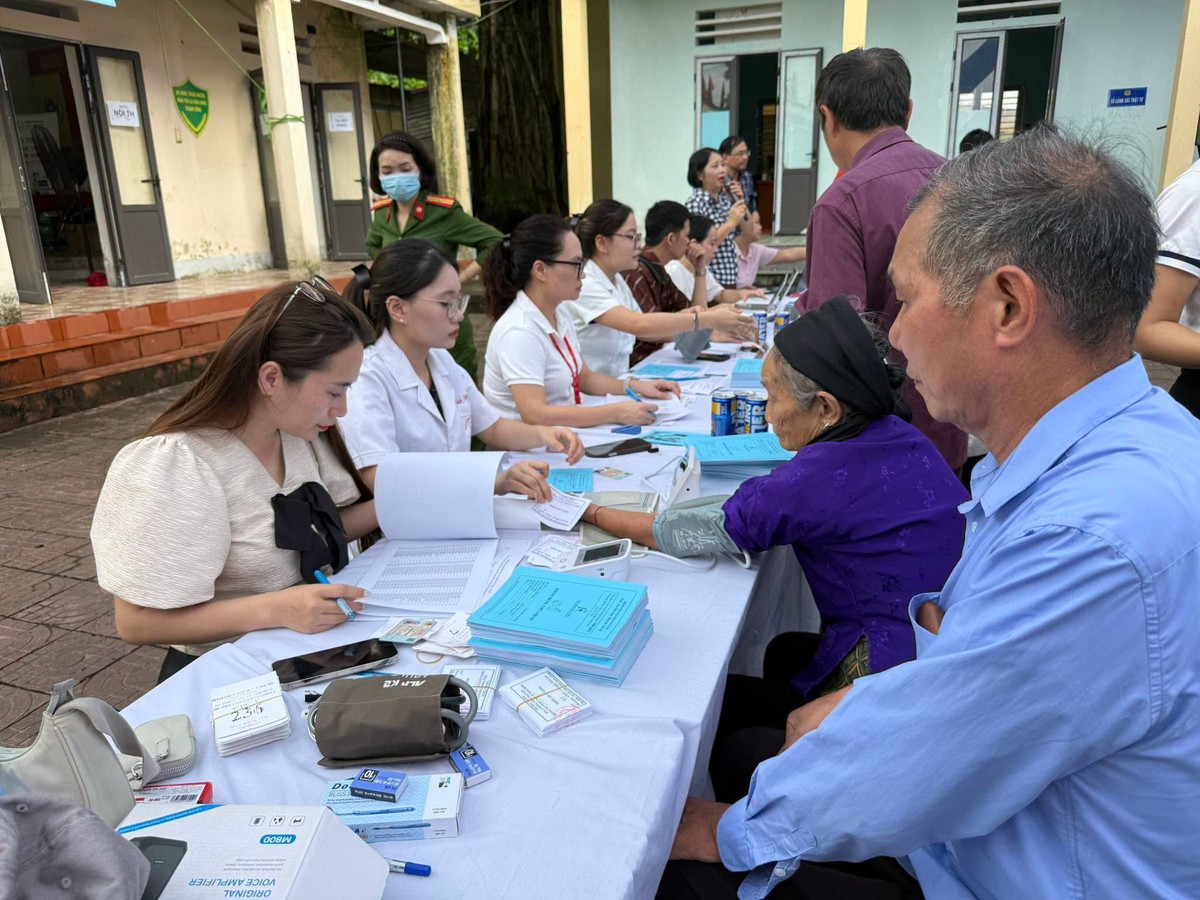 Thuốc ho bổ phế Bảo Thanh đồng hành khám chữa bệnh tình nguyện tại Tuyên Quang- Ảnh 1.