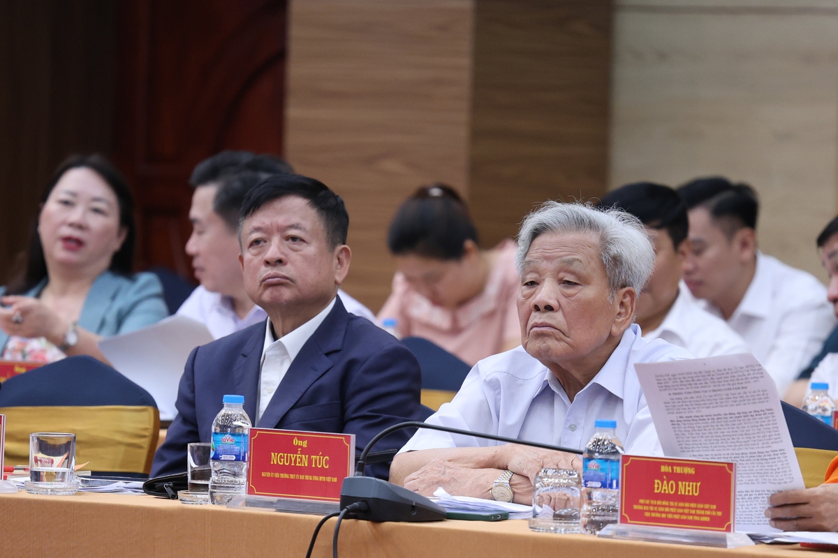 MTTQ Việt Nam: Ban hành chương trình làm việc toàn khóa và định hướng đột phá năm 2027 - Ảnh 2.