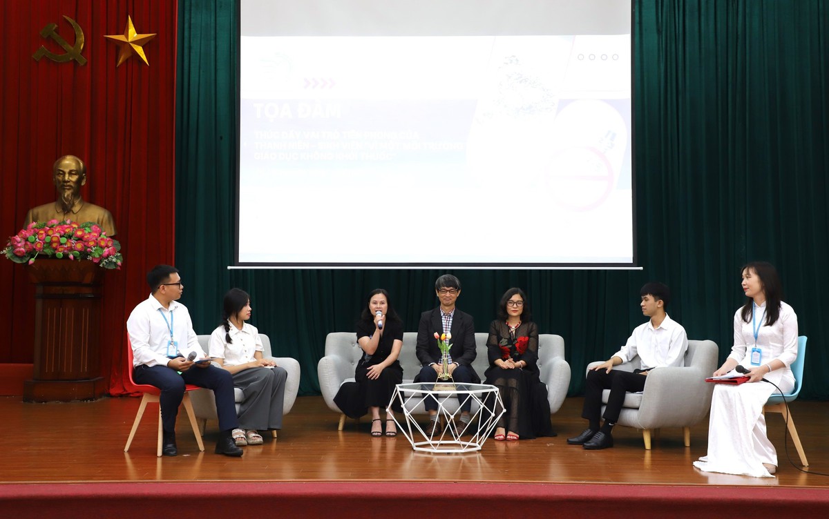 Người trẻ tiên phong kiến tạo học đường “xanh" không khói thuốc- Ảnh 2.