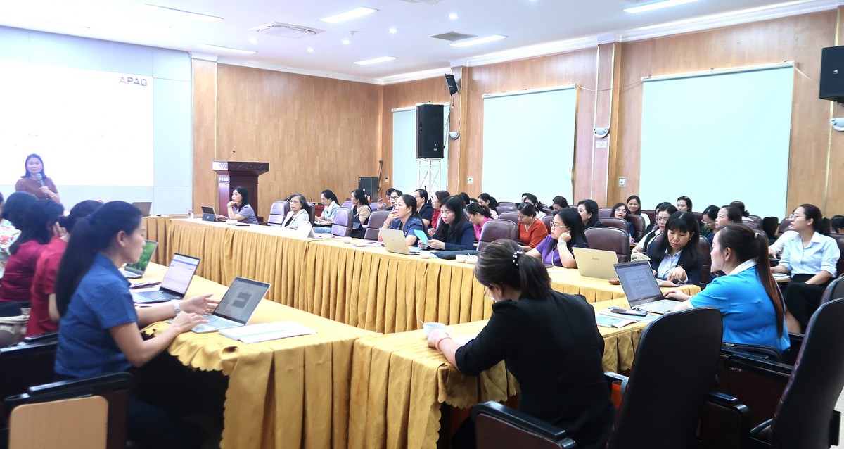 Gần 90 nữ đại biểu HĐND phía Nam được trang bị kỹ năng lồng ghép giới trong xây dựng chính sách- Ảnh 1.