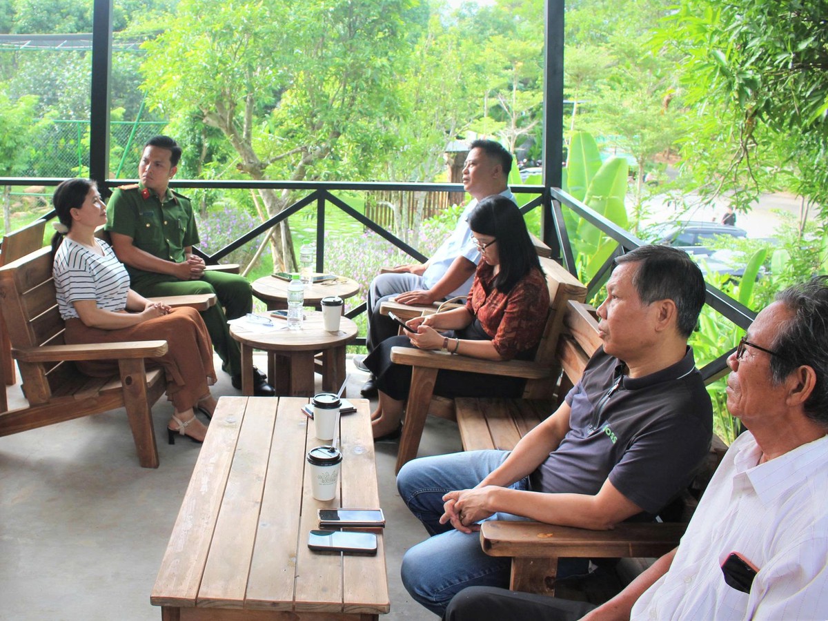 “Cà phê Mặt trận - Lắng nghe dân nói”: Nơi kéo gần khoảng cách giữa ý Đảng và lòng dân - Ảnh 1.