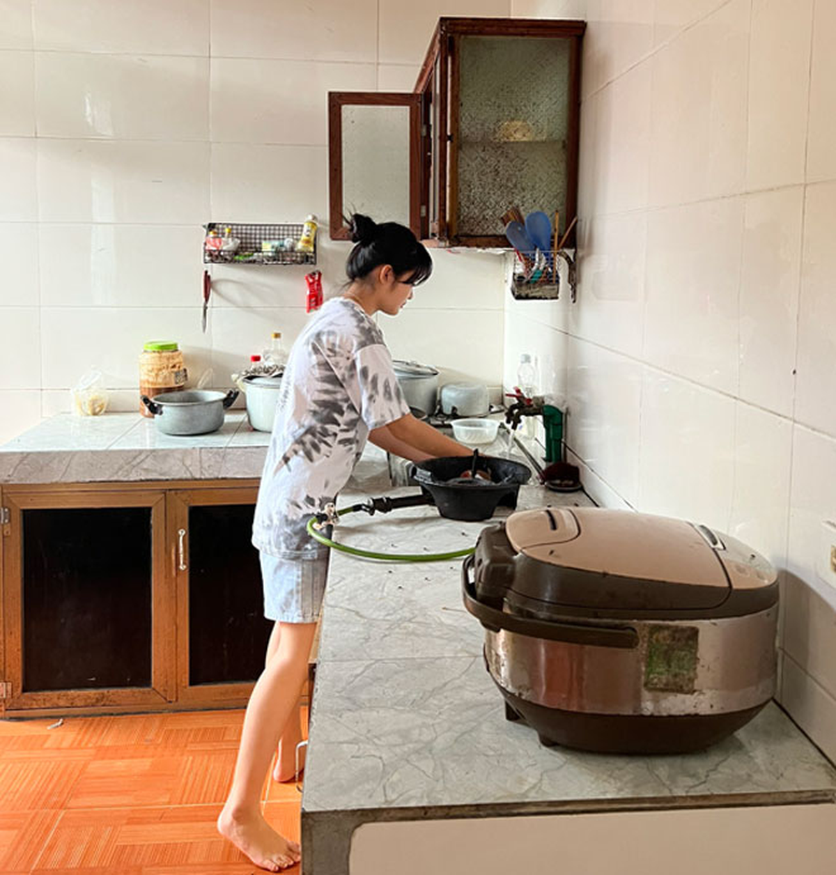 Trăn trở gửi con ở nhờ nhà người thân khi đi học đại học - Ảnh 1.