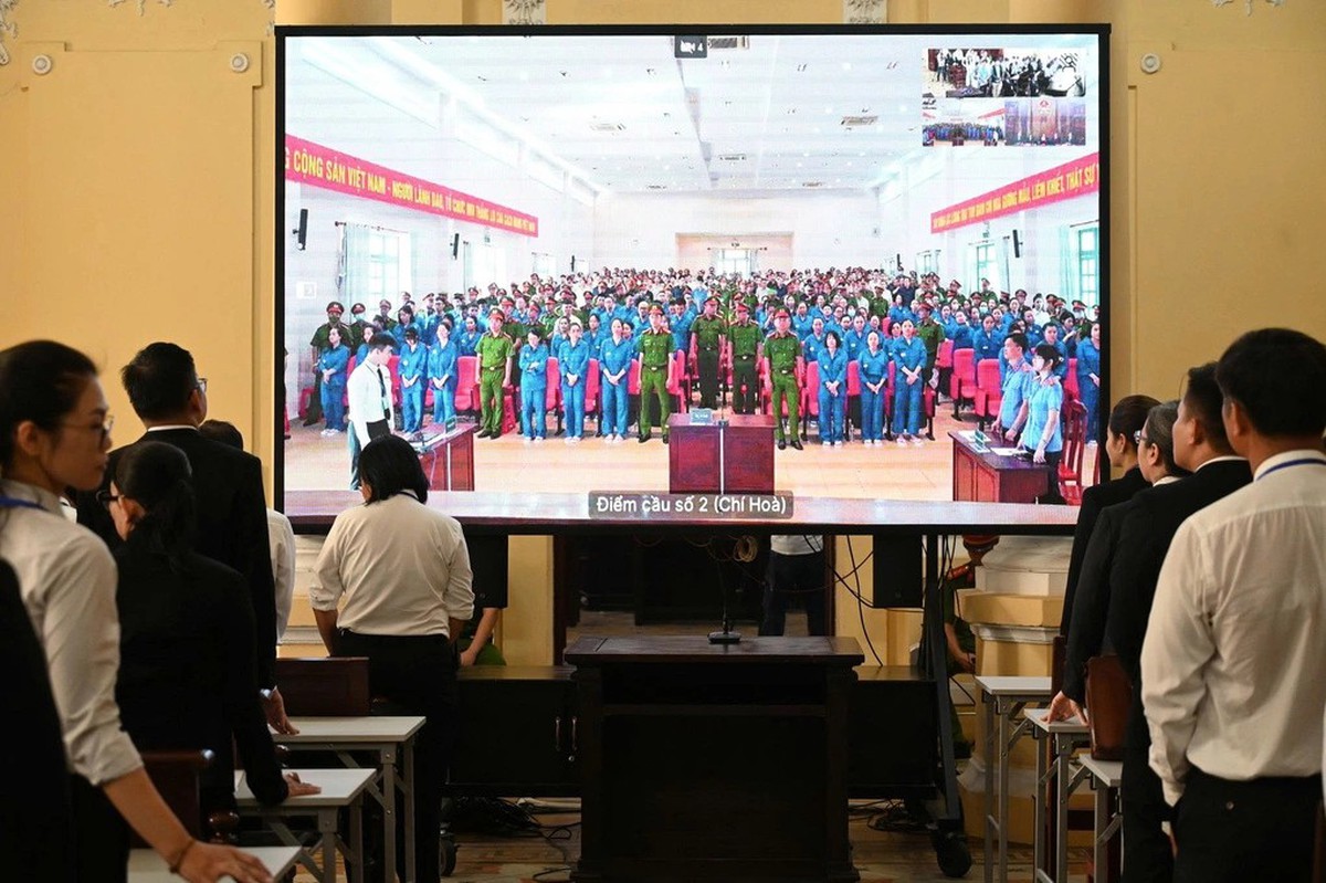 Ca sĩ Chi Dân, người mẫu An Tây và "Cô tiên từ thiện" Trúc Phương ra tòa- Ảnh 1.