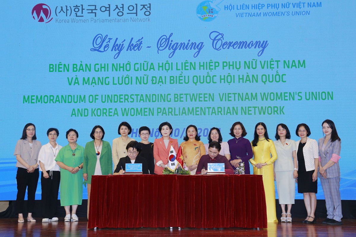 Nâng cao quyền năng kinh tế của phụ nữ trong kỷ nguyên số: Đổi mới sáng tạo và phát triển bao trùm- Ảnh 1.