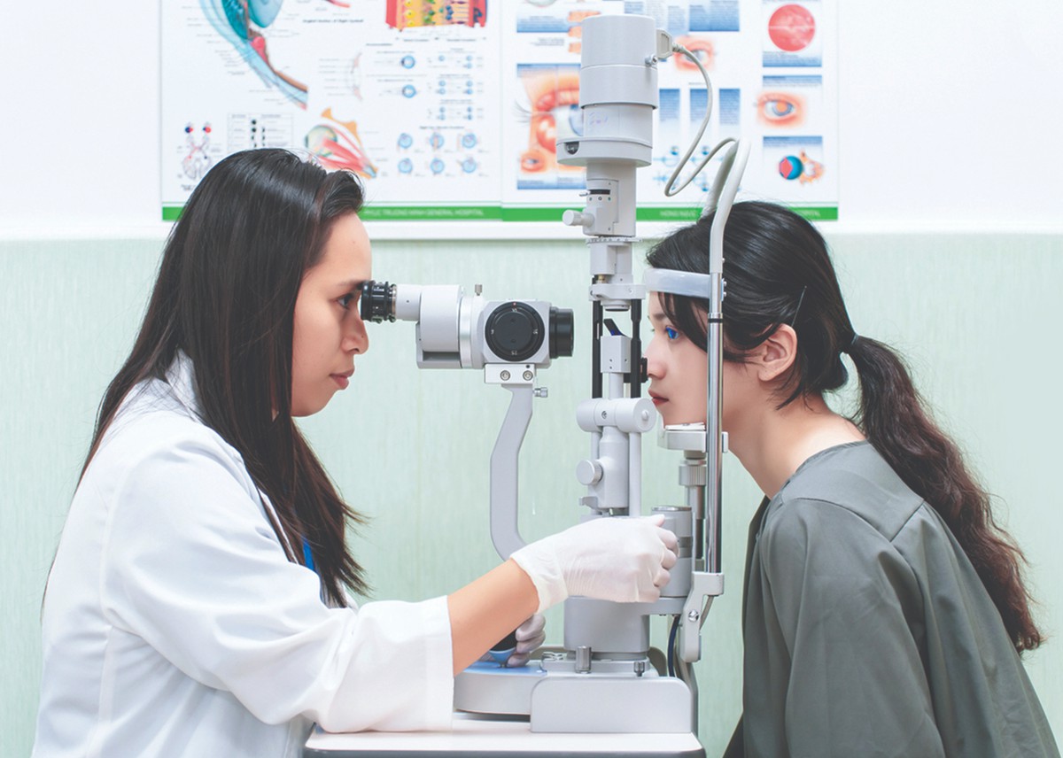 Thay đổi nội tiết ảnh hưởng đến thị lực của mẹ bầu- Ảnh 1.