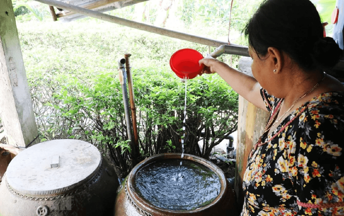 Gỡ điểm nghẽn nước sạch cho phụ nữ nông thôn - Ảnh 2.