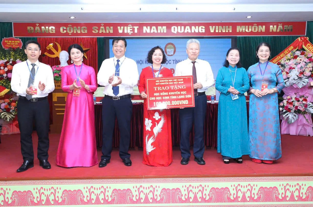 3 nữ Chủ tịch, Phó Chủ tịch Hội Khuyễn học tỉnh Lạng Sơn đều tài cử - Ảnh 4.