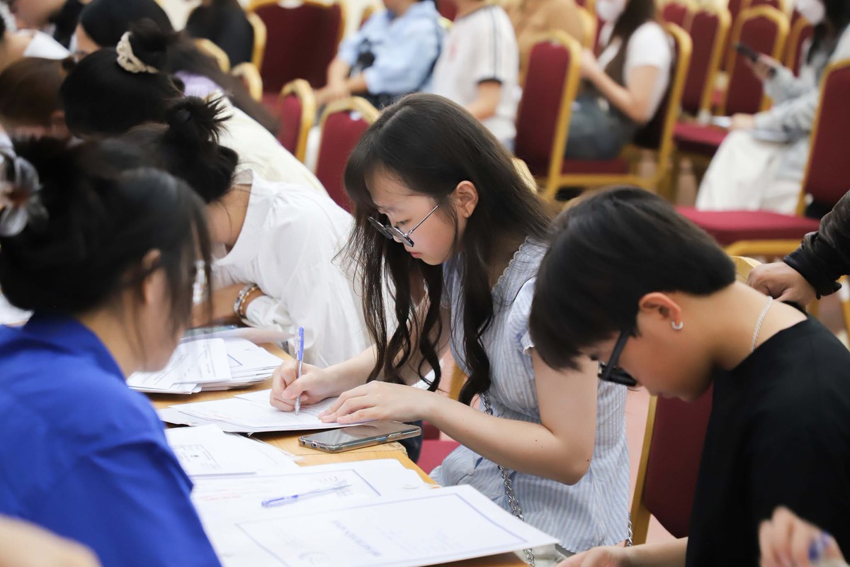 Học viện Phụ nữ Việt Nam đón tân sinh viên khóa 14 và đưa cơ sở Gia Lâm vào vận hành giảng dạy- Ảnh 1.